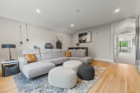 6113 Jeffrey Lane Edina MN 55436