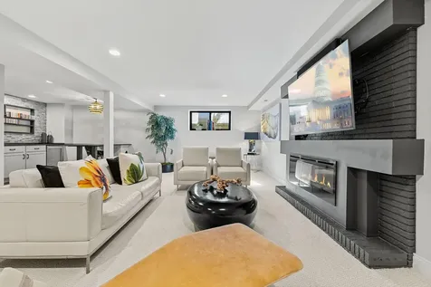 6113 Jeffrey Lane Edina MN 55436