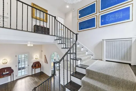 2308 W Lake Of The Isles Parkway Minneapolis MN 55405