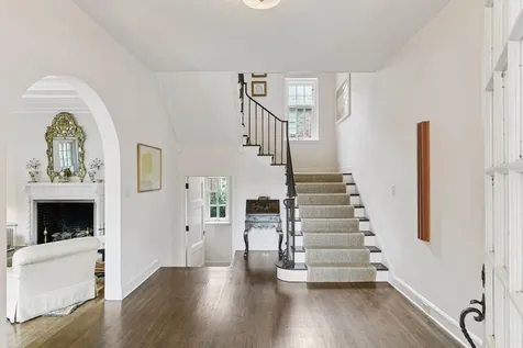 2308 W Lake Of The Isles Parkway Minneapolis MN 55405