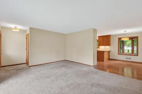 17625 13th Avenue N Plymouth MN 55447