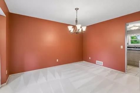 13820 Sunset Lake Drive Burnsville MN 55337