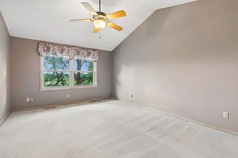 13820 Sunset Lake Drive Burnsville MN 55337
