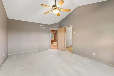 13820 Sunset Lake Drive Burnsville MN 55337