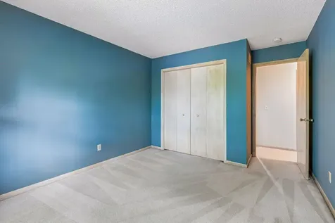 13820 Sunset Lake Drive Burnsville MN 55337
