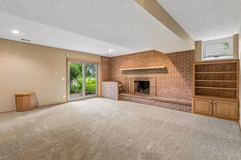 13820 Sunset Lake Drive Burnsville MN 55337
