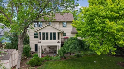 13820 Sunset Lake Drive Burnsville MN 55337