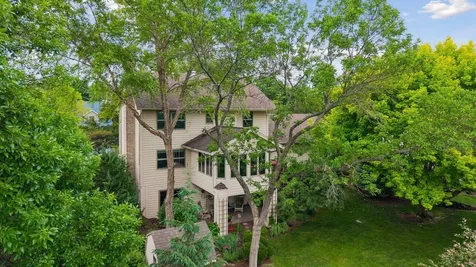 13820 Sunset Lake Drive Burnsville MN 55337