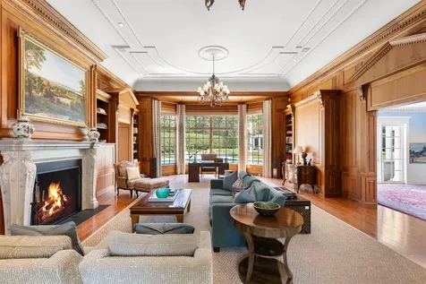 546 Harrington Road Wayzata MN 55391