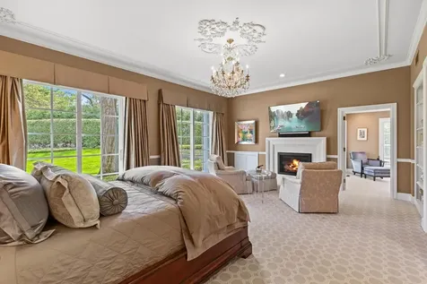 546 Harrington Road Wayzata MN 55391