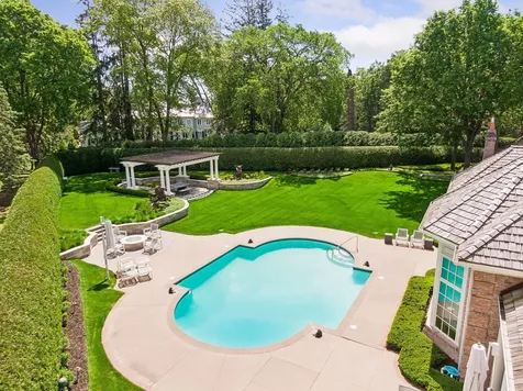 546 Harrington Road Wayzata MN 55391