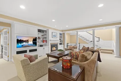 546 Harrington Road Wayzata MN 55391