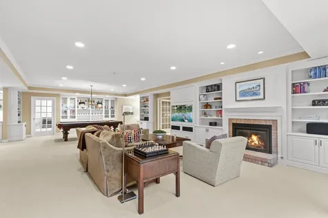 546 Harrington Road Wayzata MN 55391
