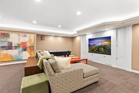 546 Harrington Road Wayzata MN 55391