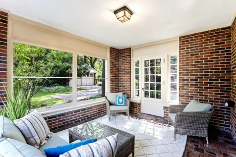 1615 E River Parkway Minneapolis MN 55414