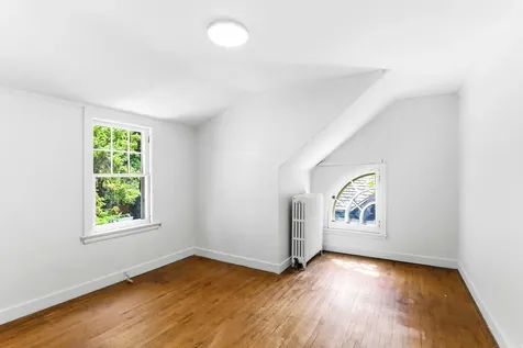 1615 E River Parkway Minneapolis MN 55414