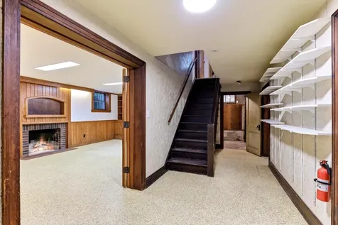 1615 E River Parkway Minneapolis MN 55414