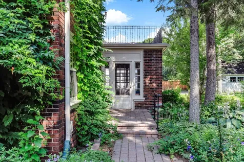 1615 E River Parkway Minneapolis MN 55414