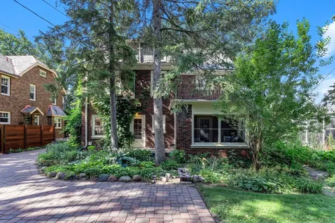 1615 E River Parkway Minneapolis MN 55414