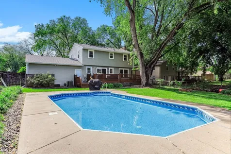 4933 Yukon Avenue N New Hope MN 55428