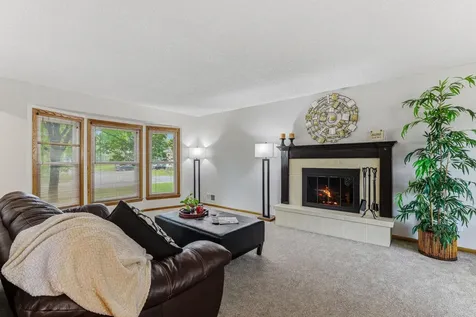 4933 Yukon Avenue N New Hope MN 55428