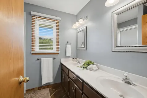 20933 Jamestown Avenue Lakeville MN 55044