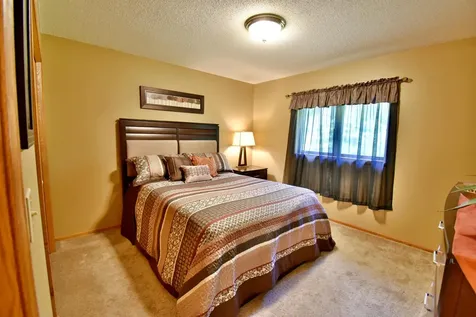 1120 39th Avenue SE Saint Cloud MN 56304
