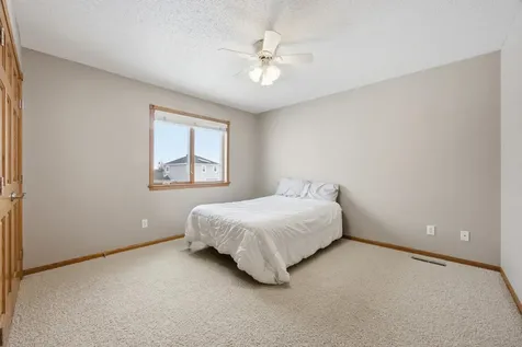 1816 Queensbury Street West Fargo ND 58078