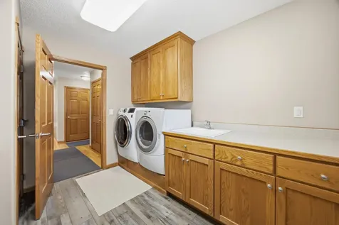 1816 Queensbury Street West Fargo ND 58078