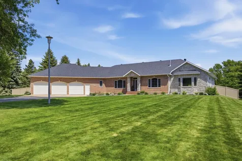 123 50th Avenue E West Fargo ND 58078