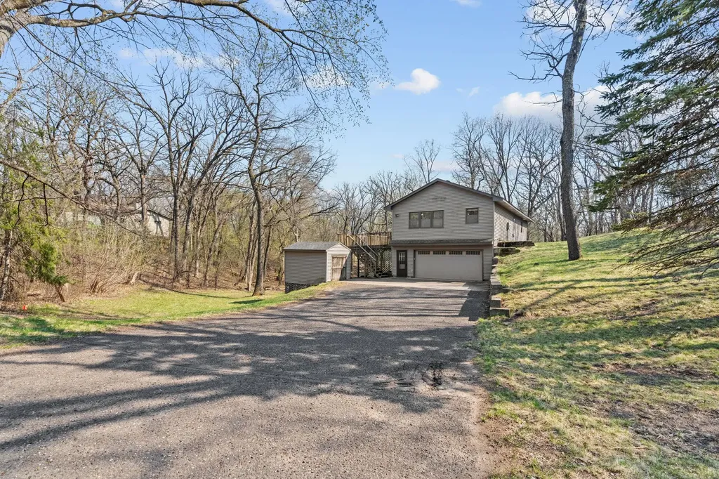 11886 194th Avenue NW Elk River MN 55330