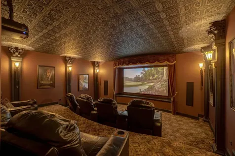 327 Lindsay Road Hudson WI 54016