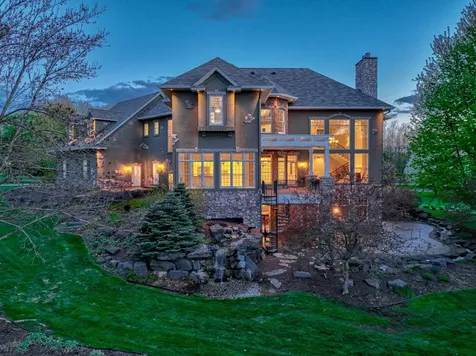 327 Lindsay Road Hudson WI 54016