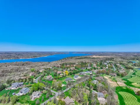 327 Lindsay Road Hudson WI 54016
