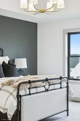 5042 Airlake Draw Woodbury MN 55129