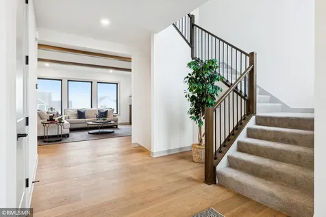 5042 Airlake Draw Woodbury MN 55129