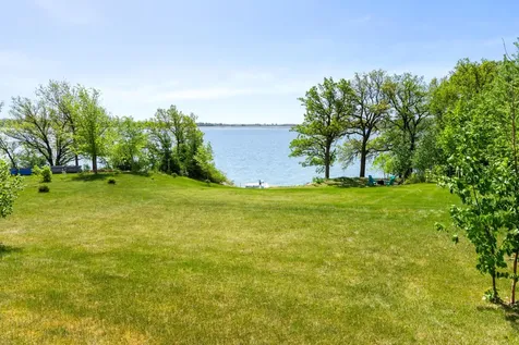 16524 94th Street SE Hankinson ND 58041