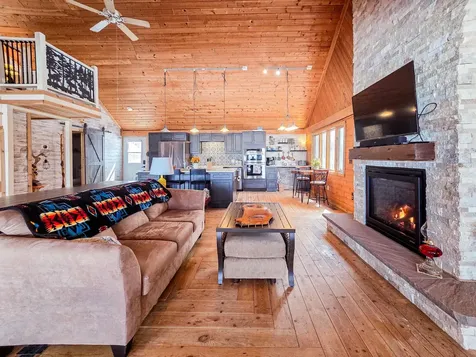 8661 Fs 2721 Road NE Remer MN 56672