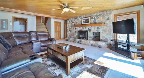 1569 Floan Point Road Brainerd MN 56401