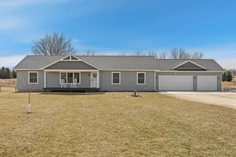 1555 127th Street New Richmond WI 54017