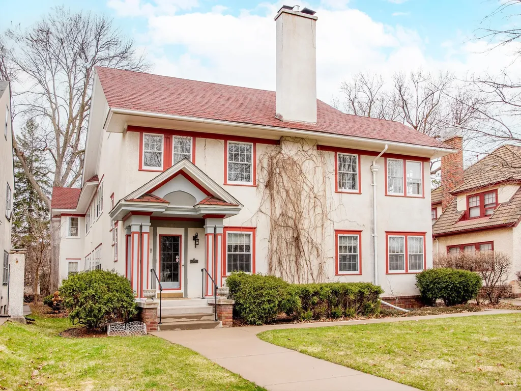 1917 Summit Avenue Saint Paul MN 55105