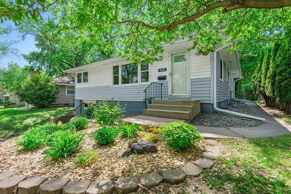 1328 Kilmer Avenue Saint Louis Park MN 55426
