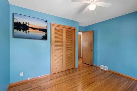 1328 Kilmer Avenue Saint Louis Park MN 55426