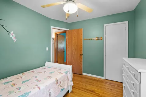 1328 Kilmer Avenue Saint Louis Park MN 55426