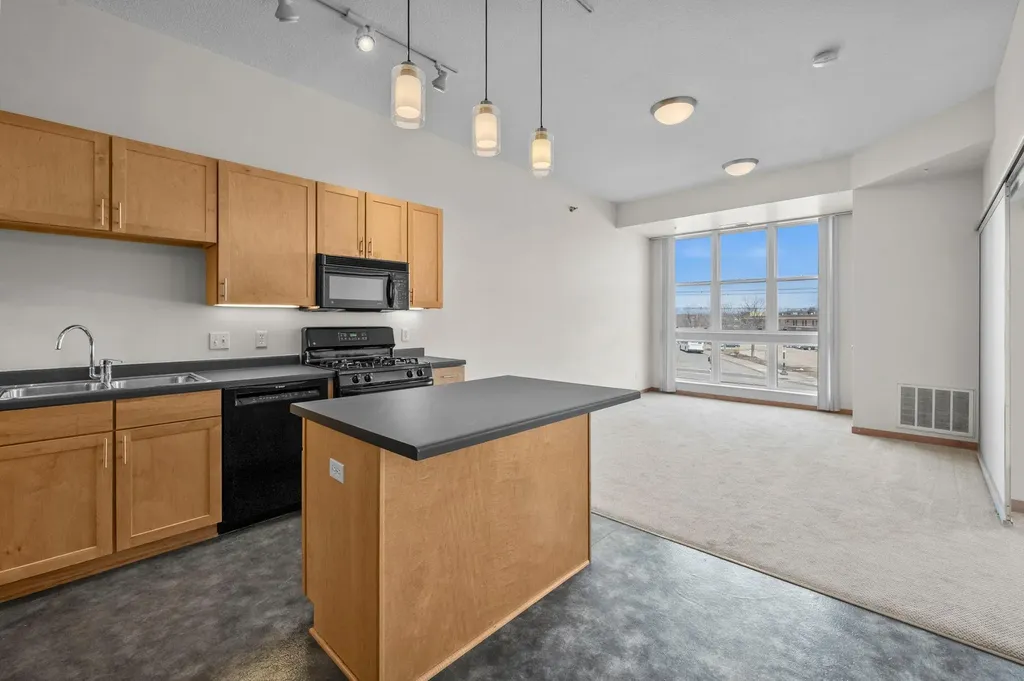2650 University Avenue W Saint Paul MN 55114