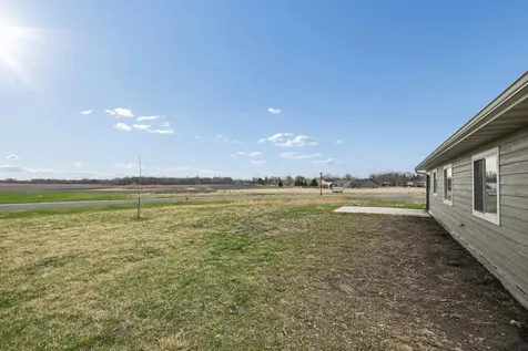 108 Spirit Path NW Arlington MN 55307