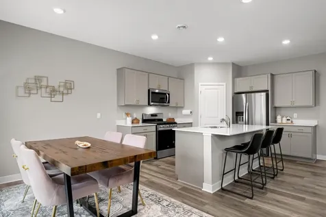 2020 Aloha Avenue Shakopee MN 55379
