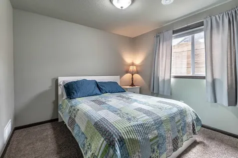 1557 Johnson Drive S Moorhead MN 56560