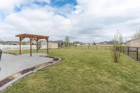 1557 Johnson Drive S Moorhead MN 56560