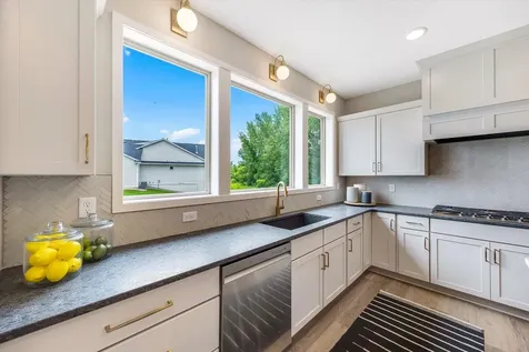 3278 Winfield Way SW Prior Lake MN 55372